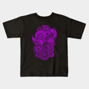 Abstract Mandala design (pink on black) Kids T-Shirt